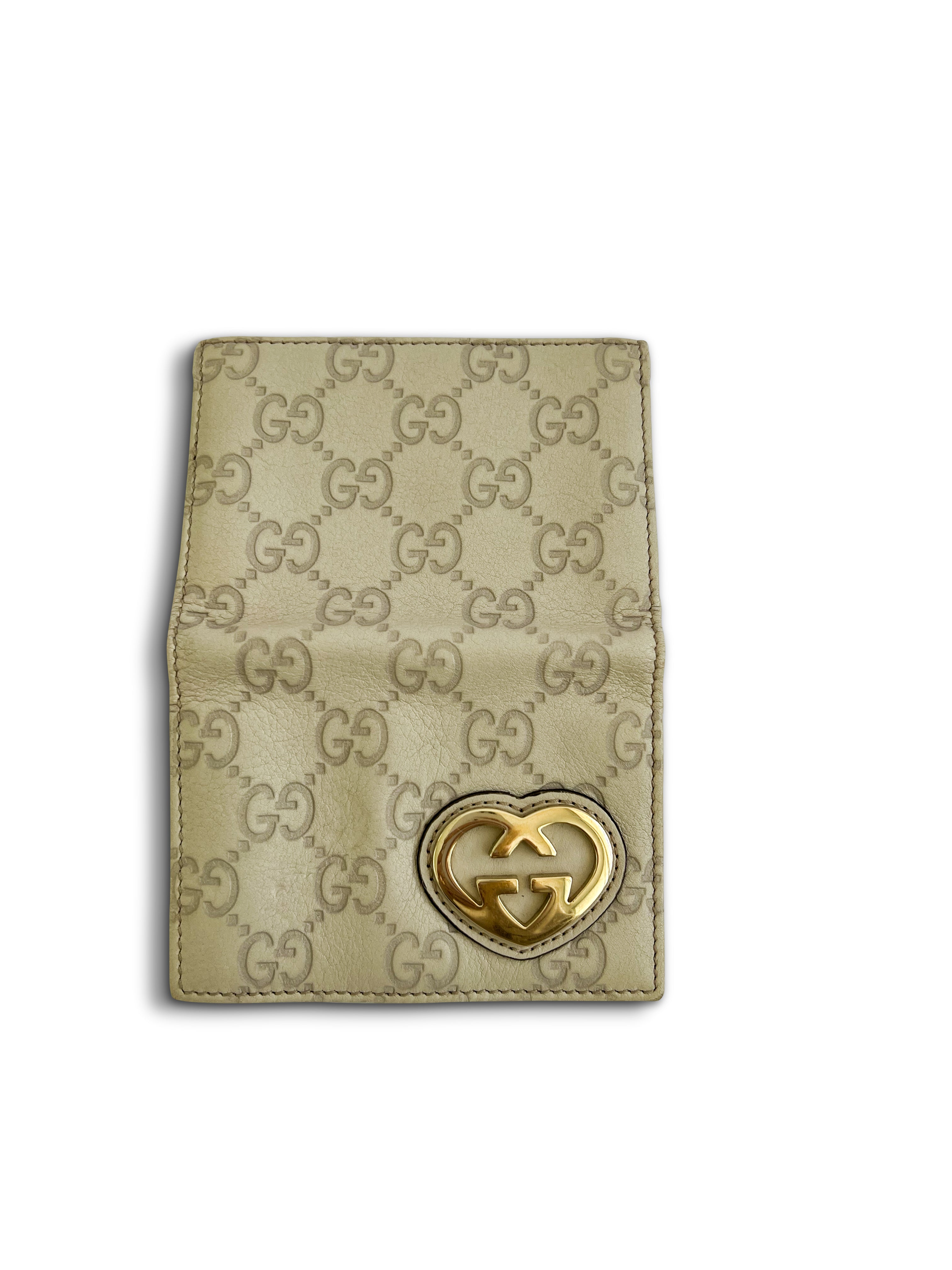 GUCCI  LOVELY HEART CARD CASE